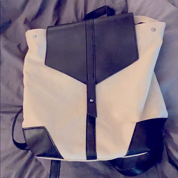 Women’s mini canvas backpack - Picture 1 of 8